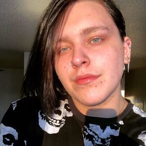 Meet your Posher, Adam